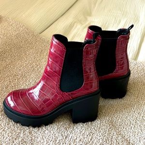 Urban Outfitters platform boots